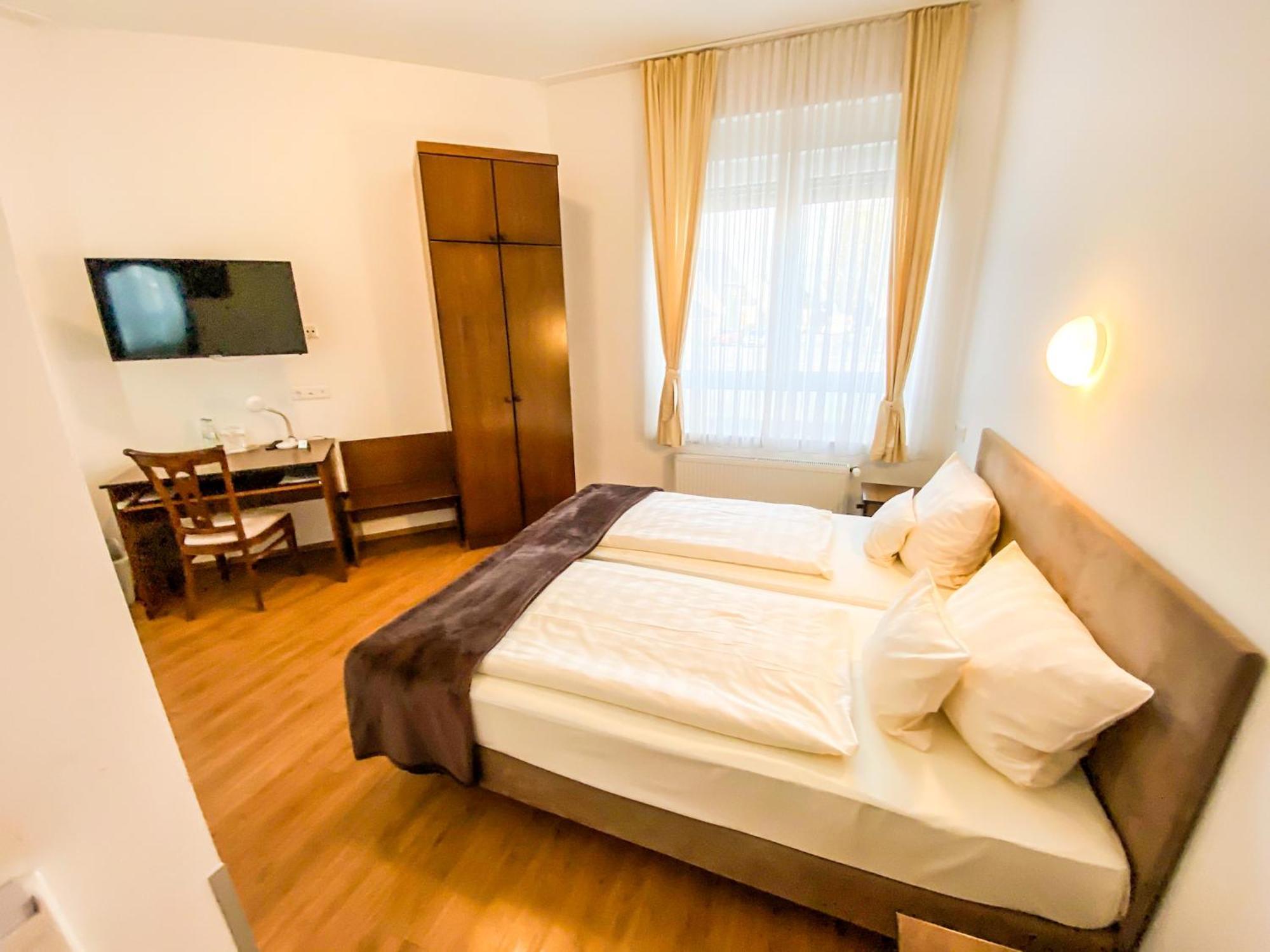 Hotel Waldschloesschen مولهايم ان الرور دير المظهر الخارجي الصورة