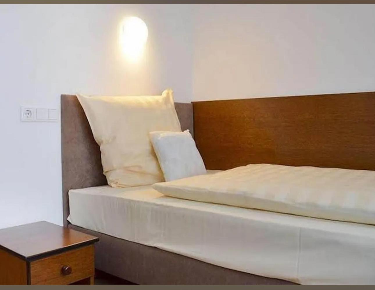 Hotel Waldschloesschen مولهايم ان الرور دير المظهر الخارجي الصورة