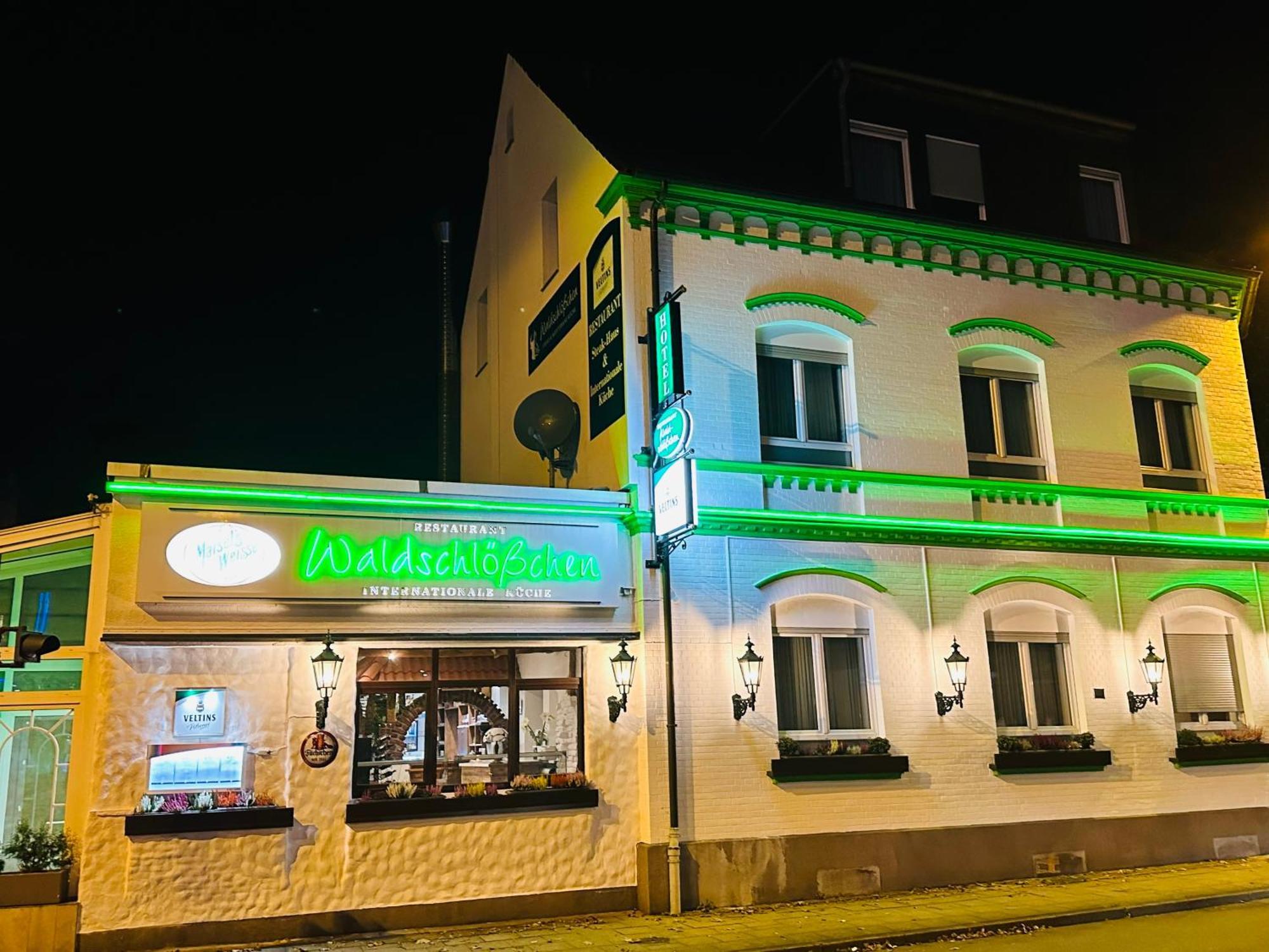Hotel Waldschloesschen مولهايم ان الرور دير المظهر الخارجي الصورة